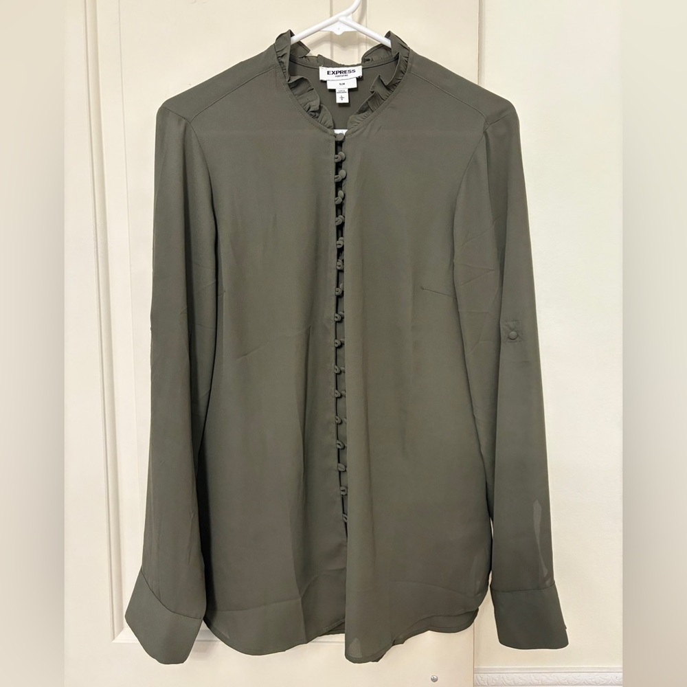 Express portofino ruffle neck button down top